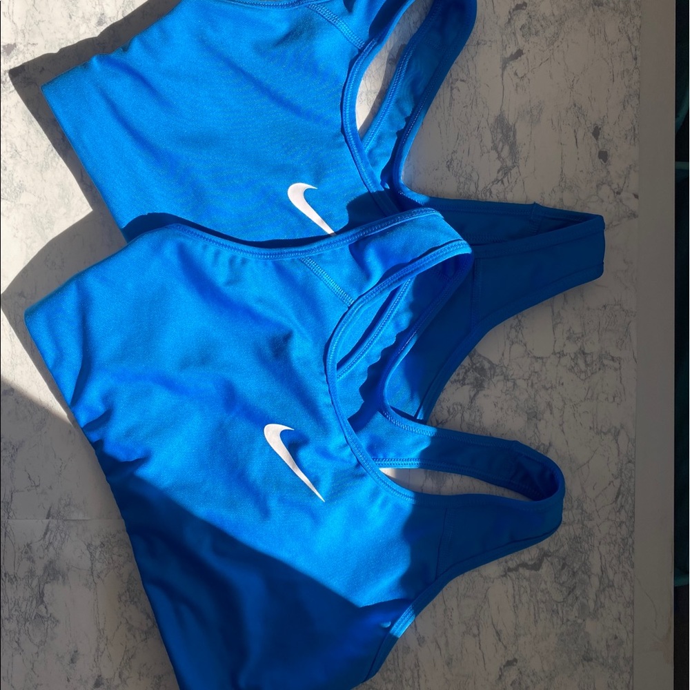 2 Nike Sports Bra Bundle